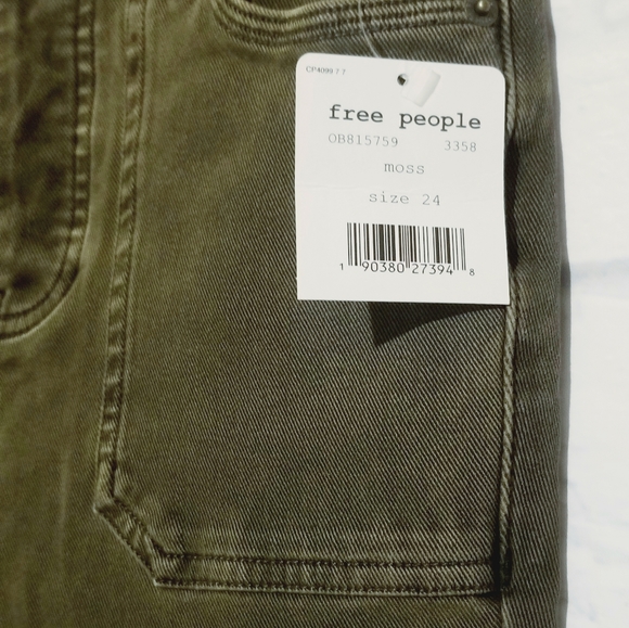NWT, Free People Moss/Army Green Cargo Pant, size 24 - Picture 9 of 10